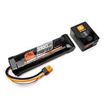 Spektrum Accessories Smart Powerstage Bundle: 7C NiMH Battery & Charger (EU)