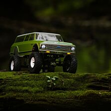 Vaterra 1/10 1972 Chevy Suburban Ascender-S 4WD Rock Crawler Brushed RTR